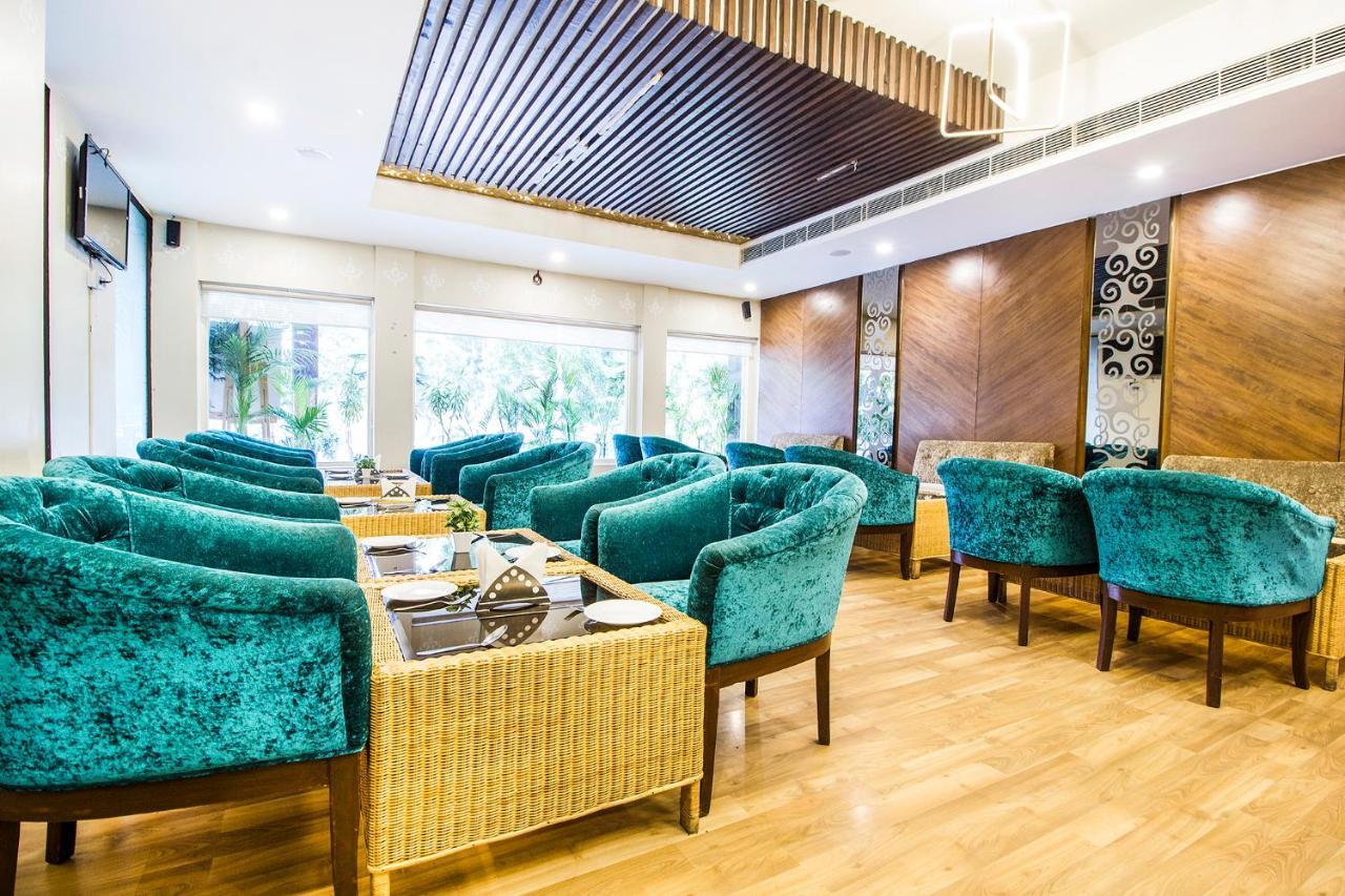 Chandīgarh Fabhotel Le Monarque מראה חיצוני תמונה